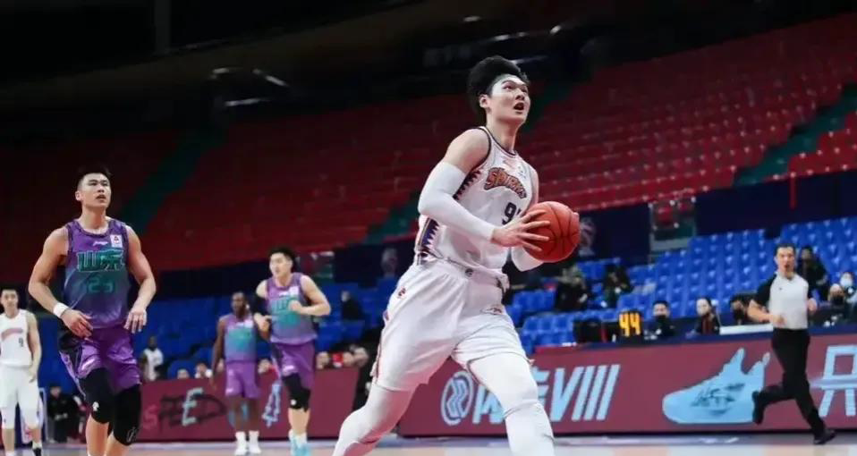 金年会APP-关于浙江男篮全力争胜，勇者无敌展示团队实力的信息