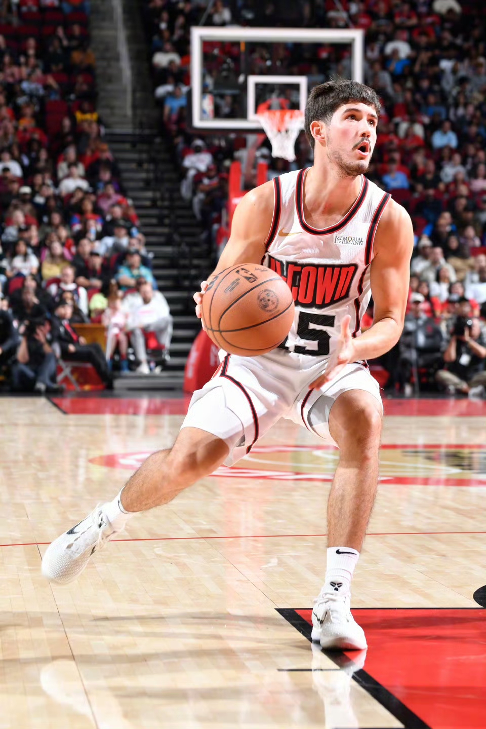 开拓者球员在关键时刻稳定心态取得胜利