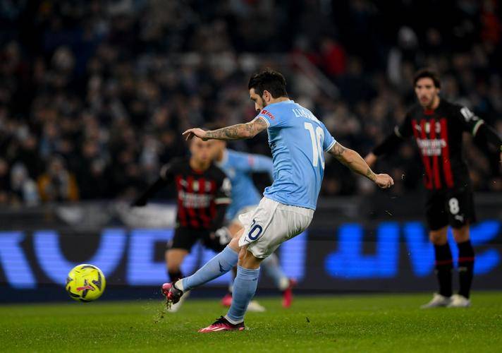 包含意甲球场上演绝地反击,千钧一发的词条 包含意甲球场上演绝地反击,千钧一发的词条