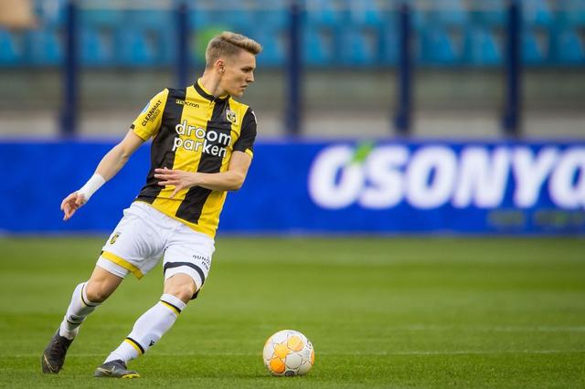 包含阿贾克斯超级新秀崛起,切尔西或深感压力的词条 包含阿贾克斯超级新秀崛起,切尔西或深感压力的词条