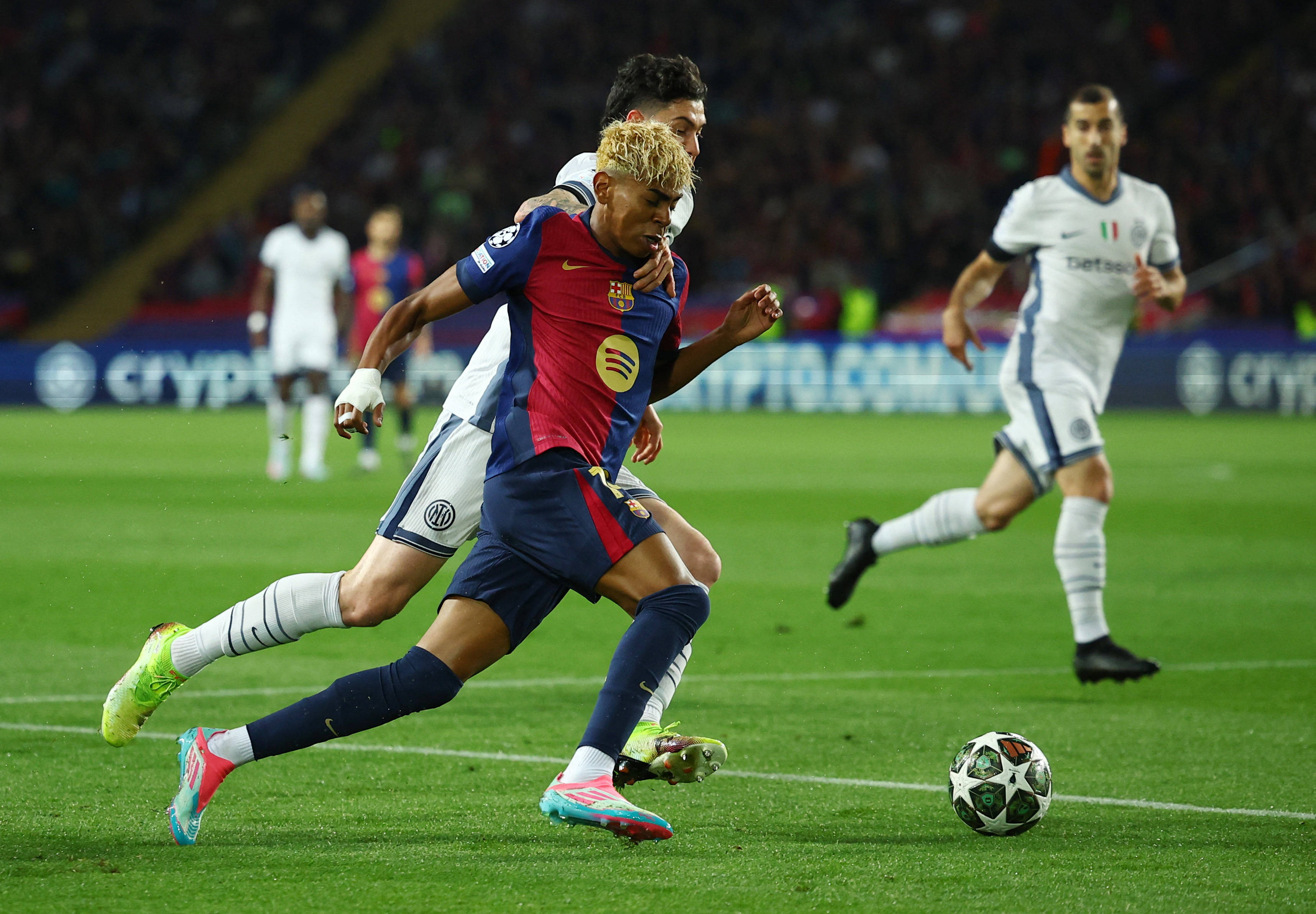 包含国际米兰全面击垮对手,欧冠实力再现高峰!的词条 包含国际米兰全面击垮对手,欧冠实力再现高峰!的词条