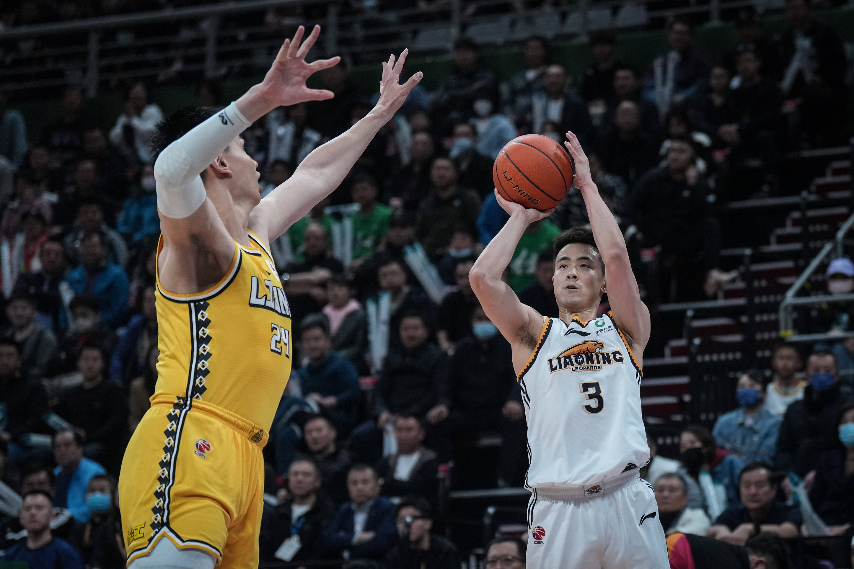 金年会真人-巴勒莫主场力擒对手夺取三分