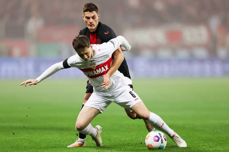 法兰克福客场逼平斯图加特,积分继续累积的简单介绍 法兰克福客场逼平斯图加特,积分继续累积的简单介绍