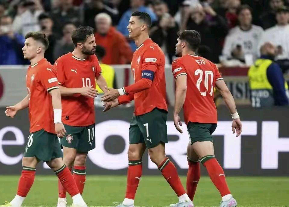 包含葡萄牙国脚发挥出色，打破僵局助球队成功逆转的词条