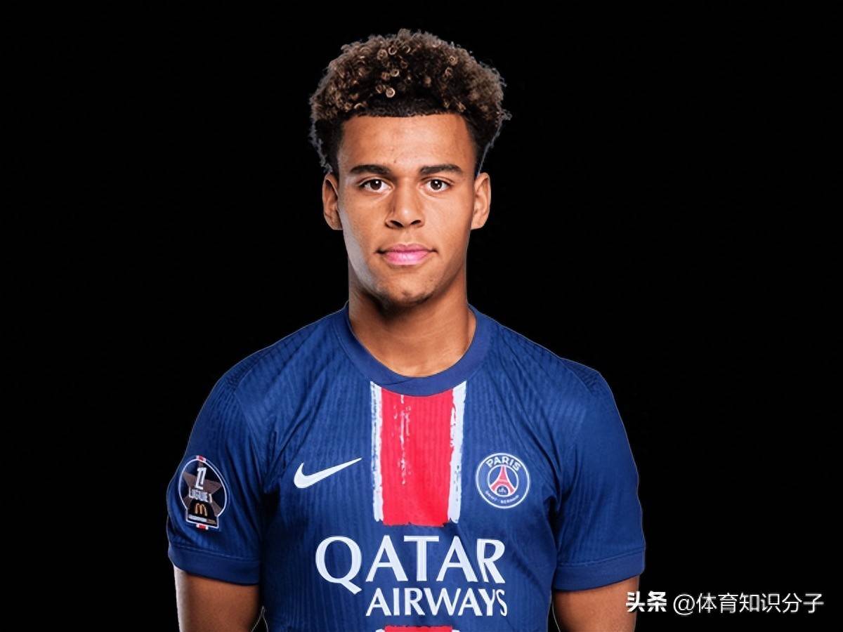 意大利足坛新星崛起,引领球队创造历史的简单介绍 意大利足坛新星崛起,引领球队创造历史的简单介绍