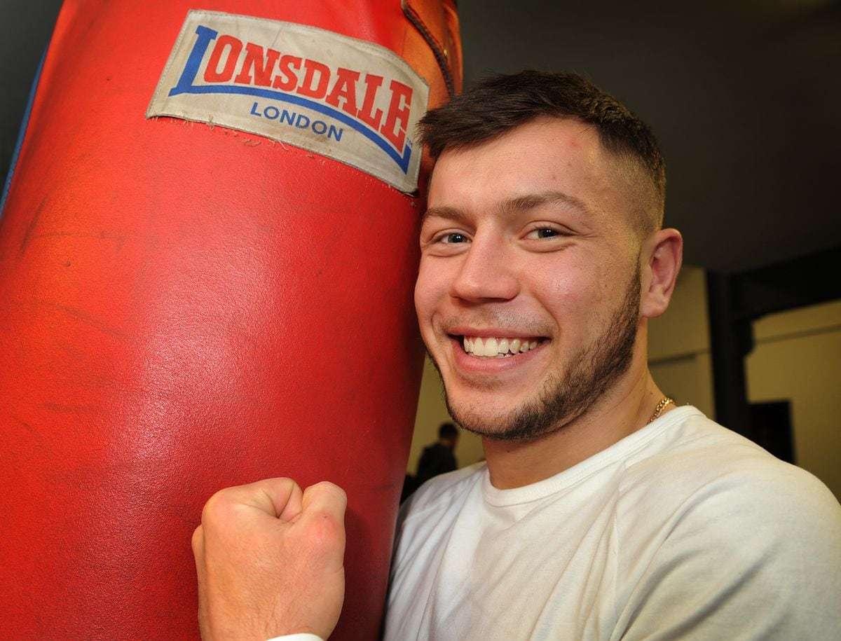 英国获得拳击比赛胜利,晋级半决赛 英国获得拳击比赛胜利,晋级半决赛