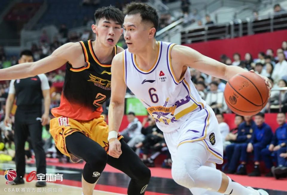 奥地利男篮开局惨败俄罗斯队大胜收官