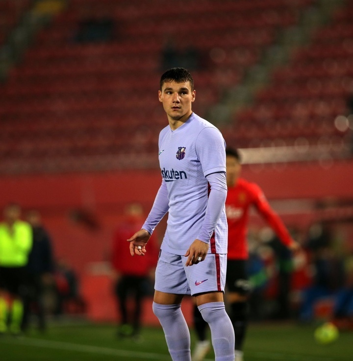 曼联前锋今夏或加盟联赛新冠军，转会悬念引人关注的简单介绍