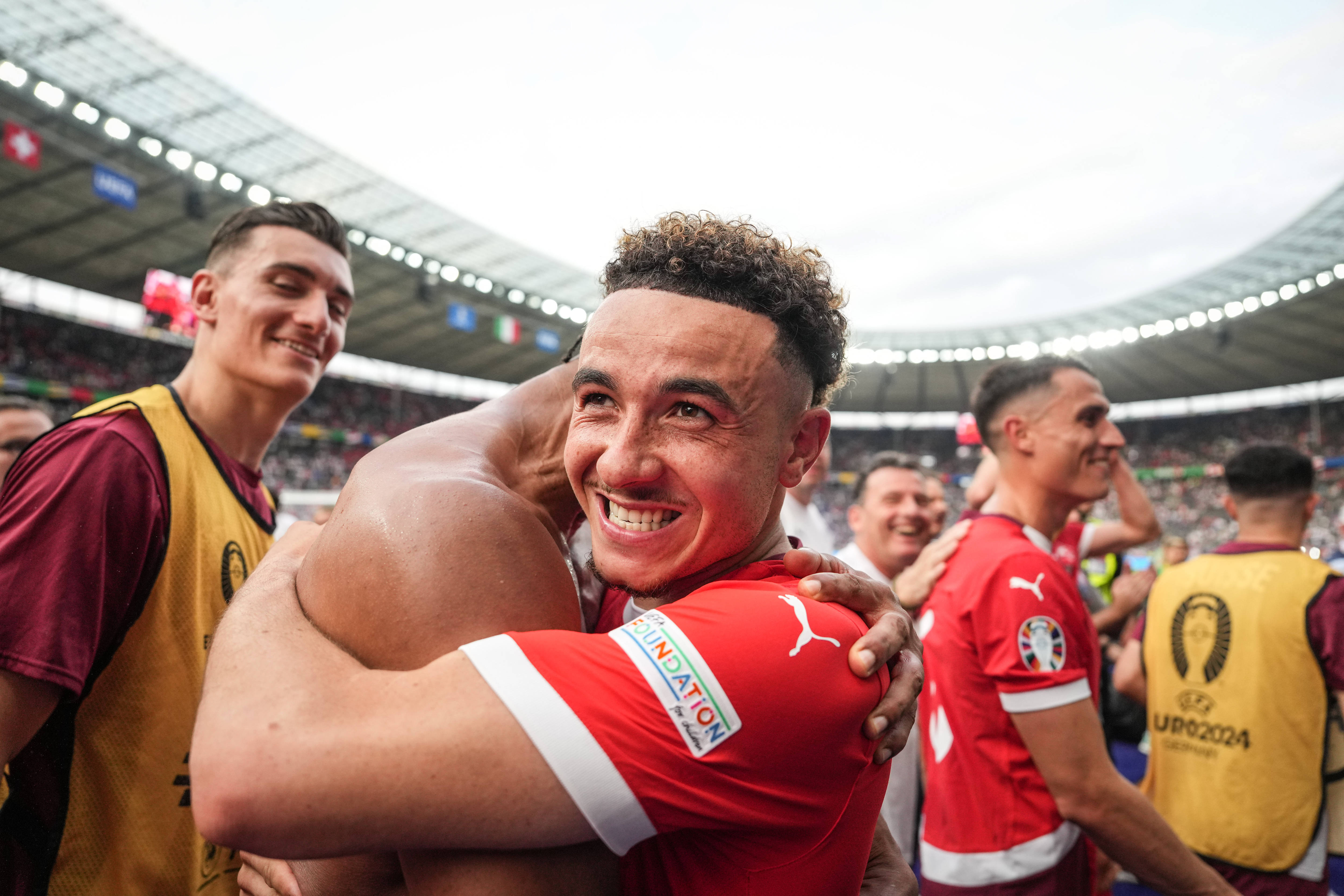 包含西班牙补时绝杀瑞士,提前晋级欧锦赛的词条 包含西班牙补时绝杀瑞士,提前晋级欧锦赛的词条