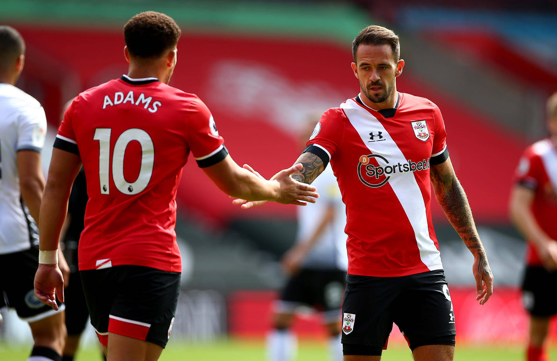 南安普顿对阵伯恩利前瞻，保级大战备战进行中的简单介绍