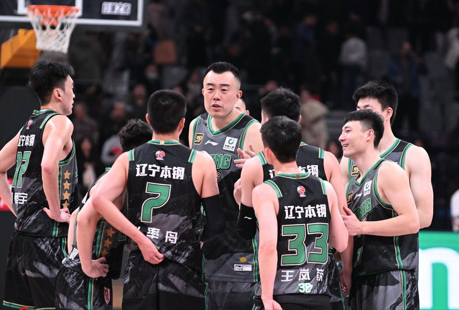 金年会娱乐-辽宁男篮势不可挡，轻松击败对手晋级