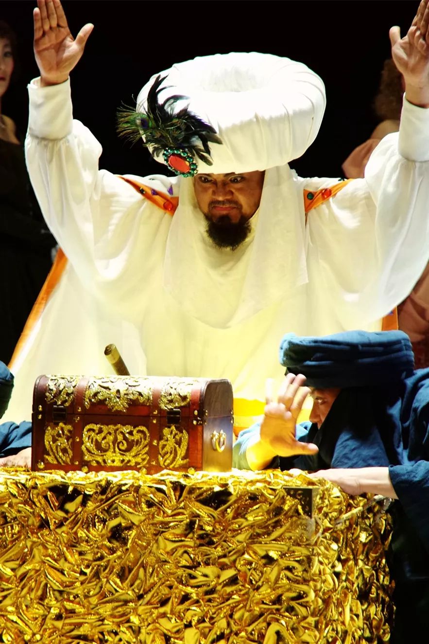 金年会官方网站-巴萨亮亮看一看侍女见情不忍的简单介绍