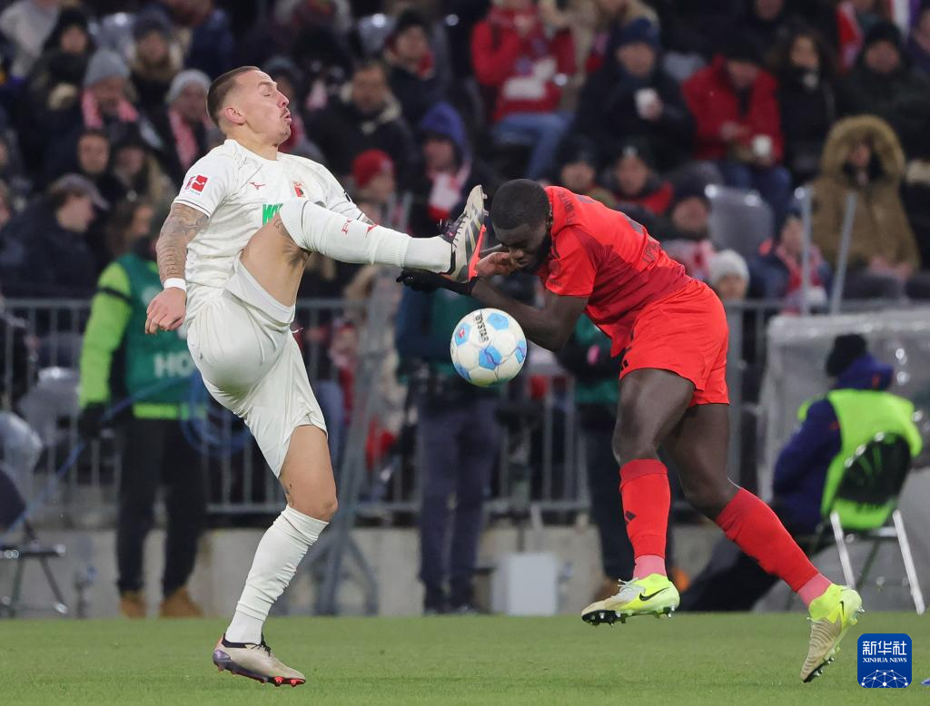 奥格斯堡主场战胜对手，雄心勃勃