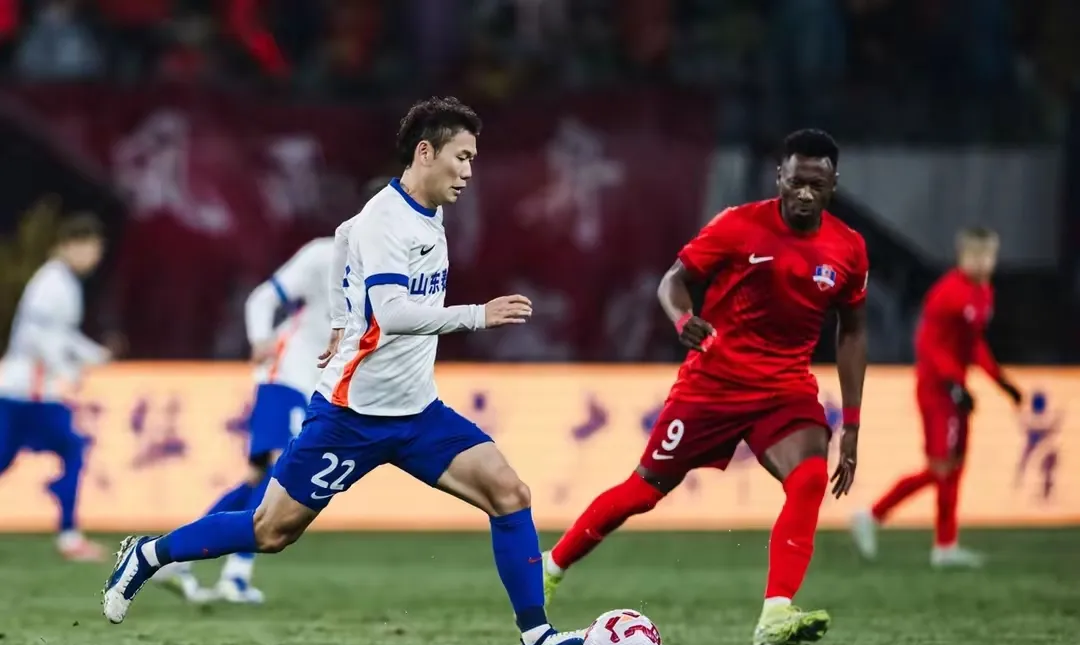 鲁能遭遇失利，陷入关键时刻