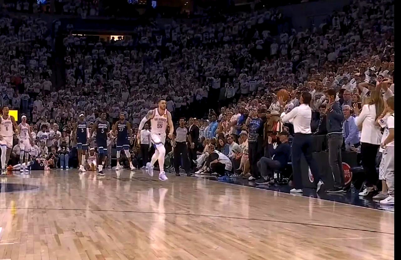 金年会官方-NBA东西部决赛即将开场球迷翘首期待