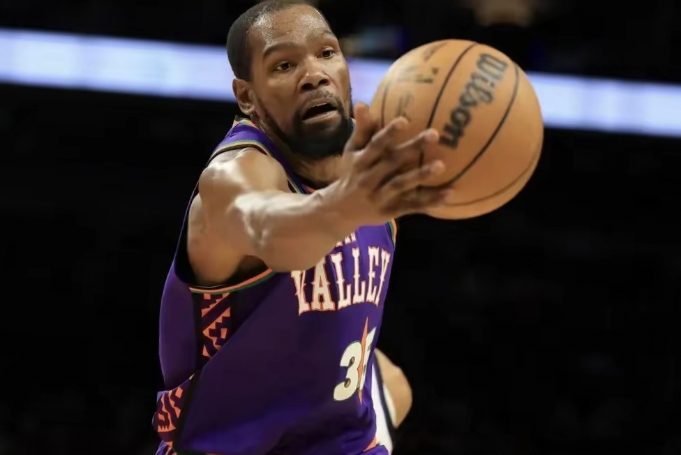 金年会下载-凯尔特人擒下老鹰，布朗砍下27分