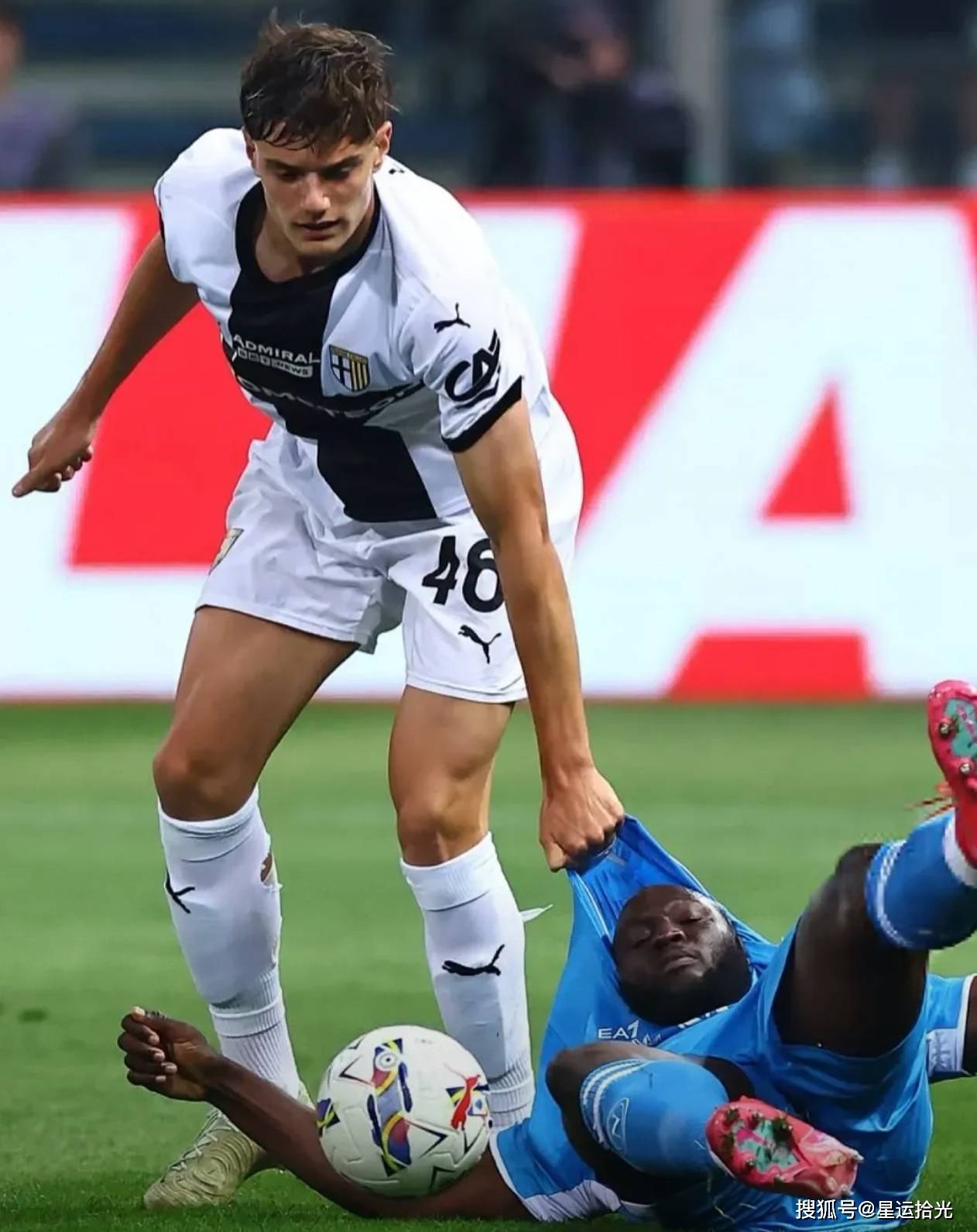 sports jnh-意大利强势利物浦，马夏尔三分雨点燃全场的简单介绍