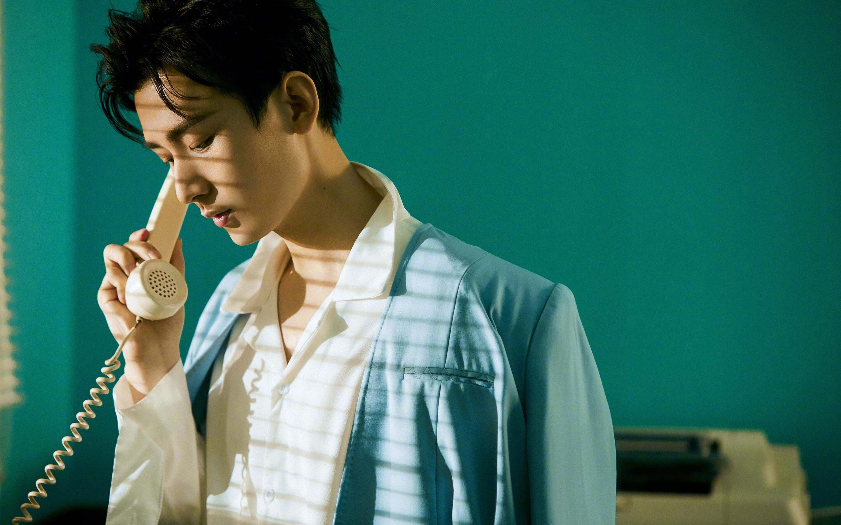 布克关键战不手软，北京队激战胜黄蜂