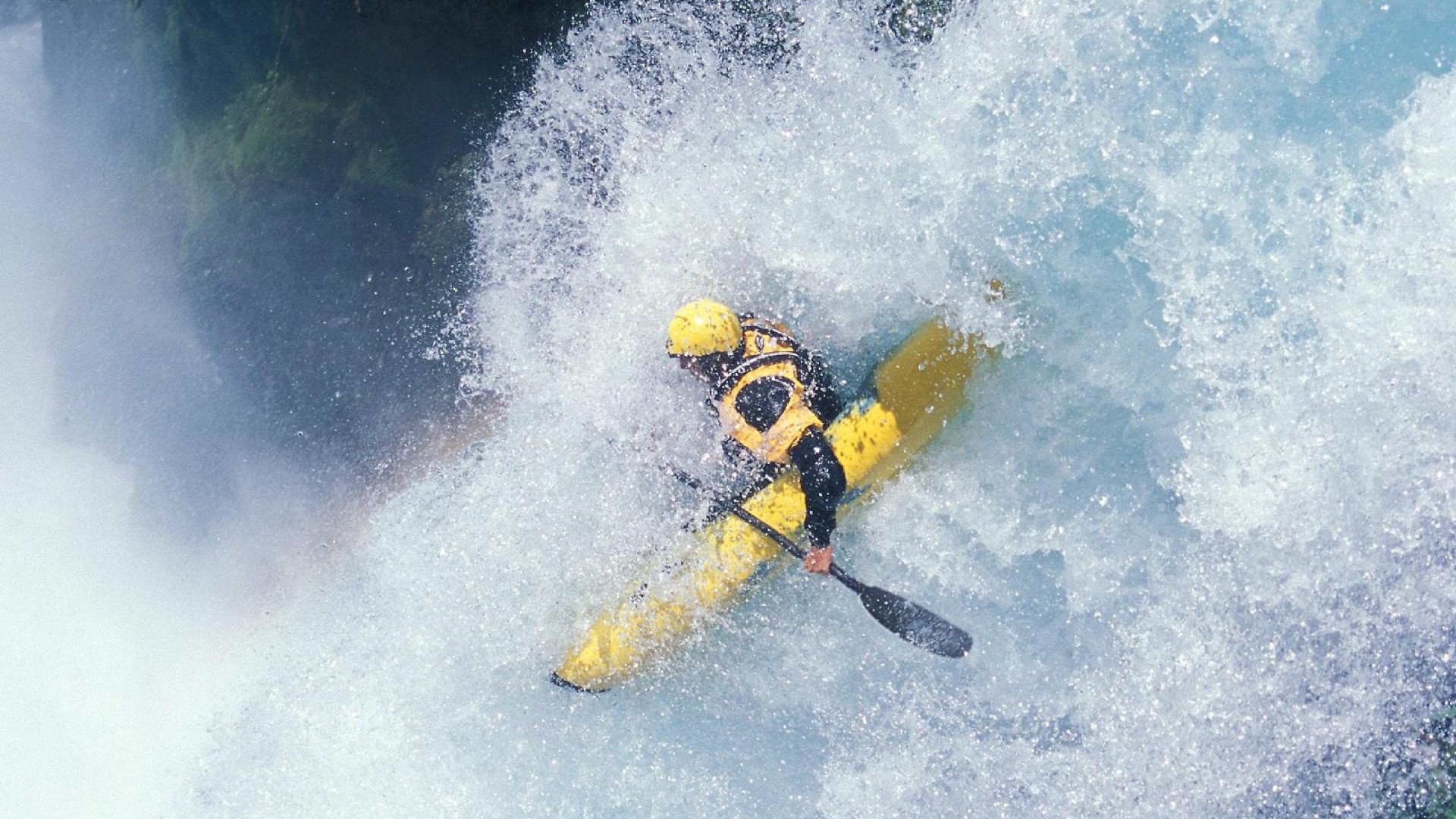 千里之外，库尔图瓦镇守球门之夜与雷恩带走的伊朗