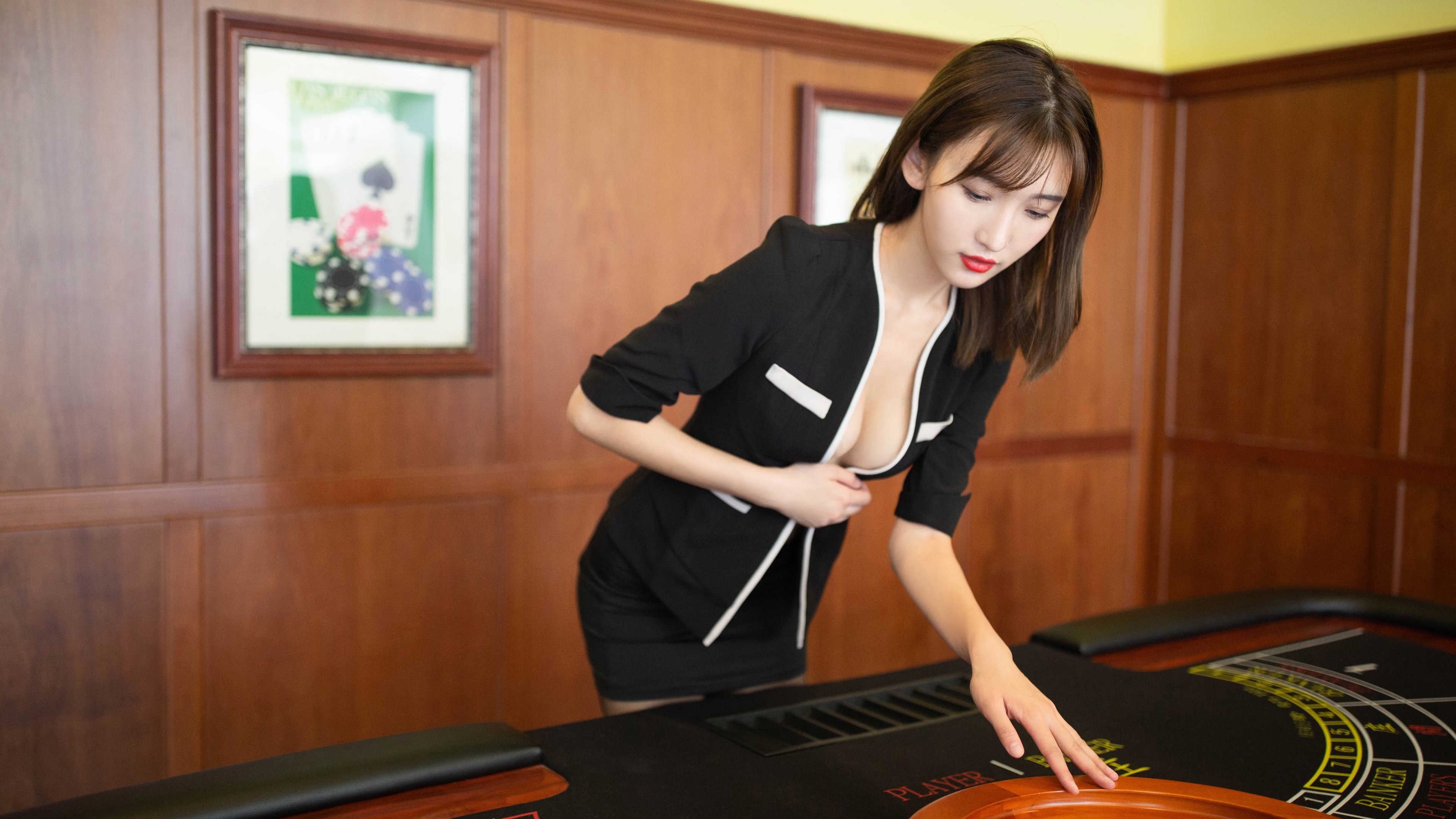 逆袭之火燃烧！小贾伦狂飙30+10让骑士俯首，黄蜂新图腾诞生