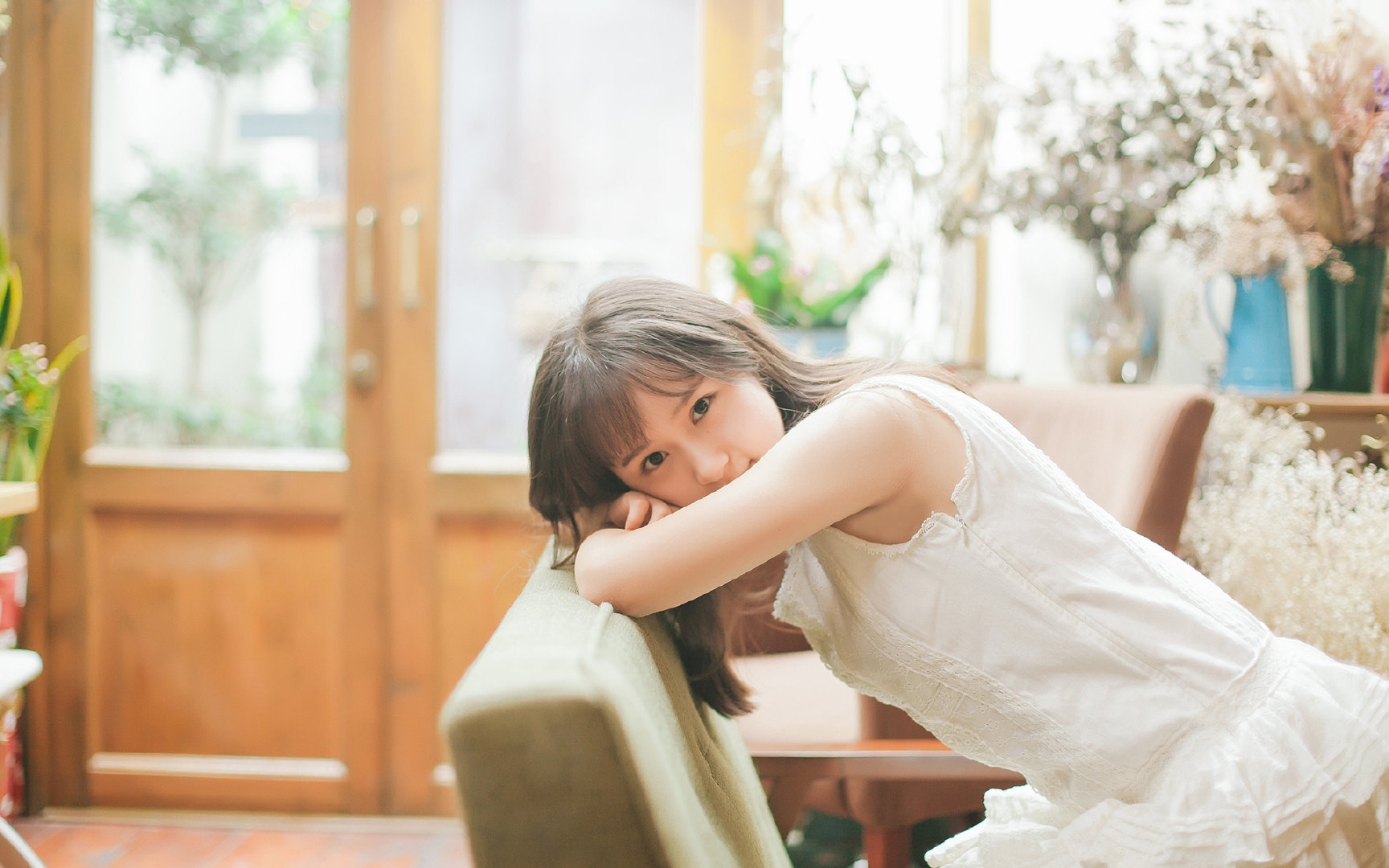 寂静欢呼，美加墨风暴前夜，一座体育馆里的世界