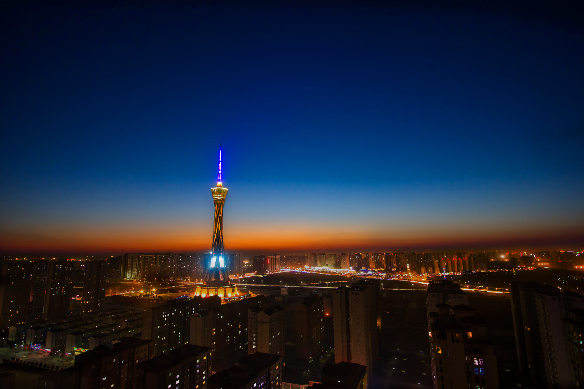 意甲焦点战般的世纪对决，中国足球稳稳拿下巴西的辉煌胜利