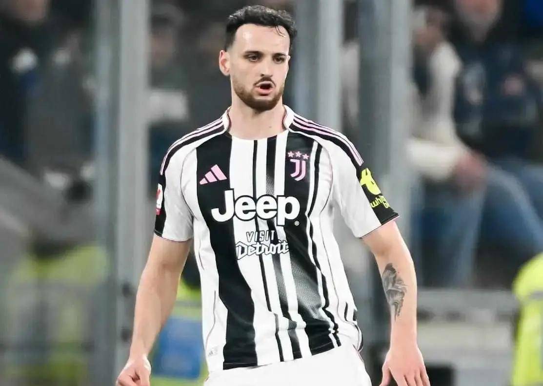 金年会app下载-本泽马爆发，贝蒂斯巅峰对决胜出那不勒斯